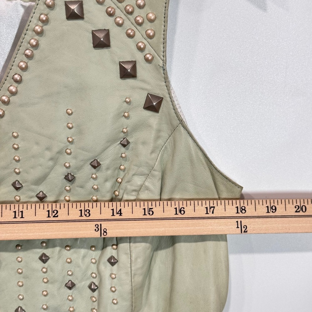 Double D Ranch Vest Women S Green Studded Leather Old Money Western Festival - Picture 6 of 8